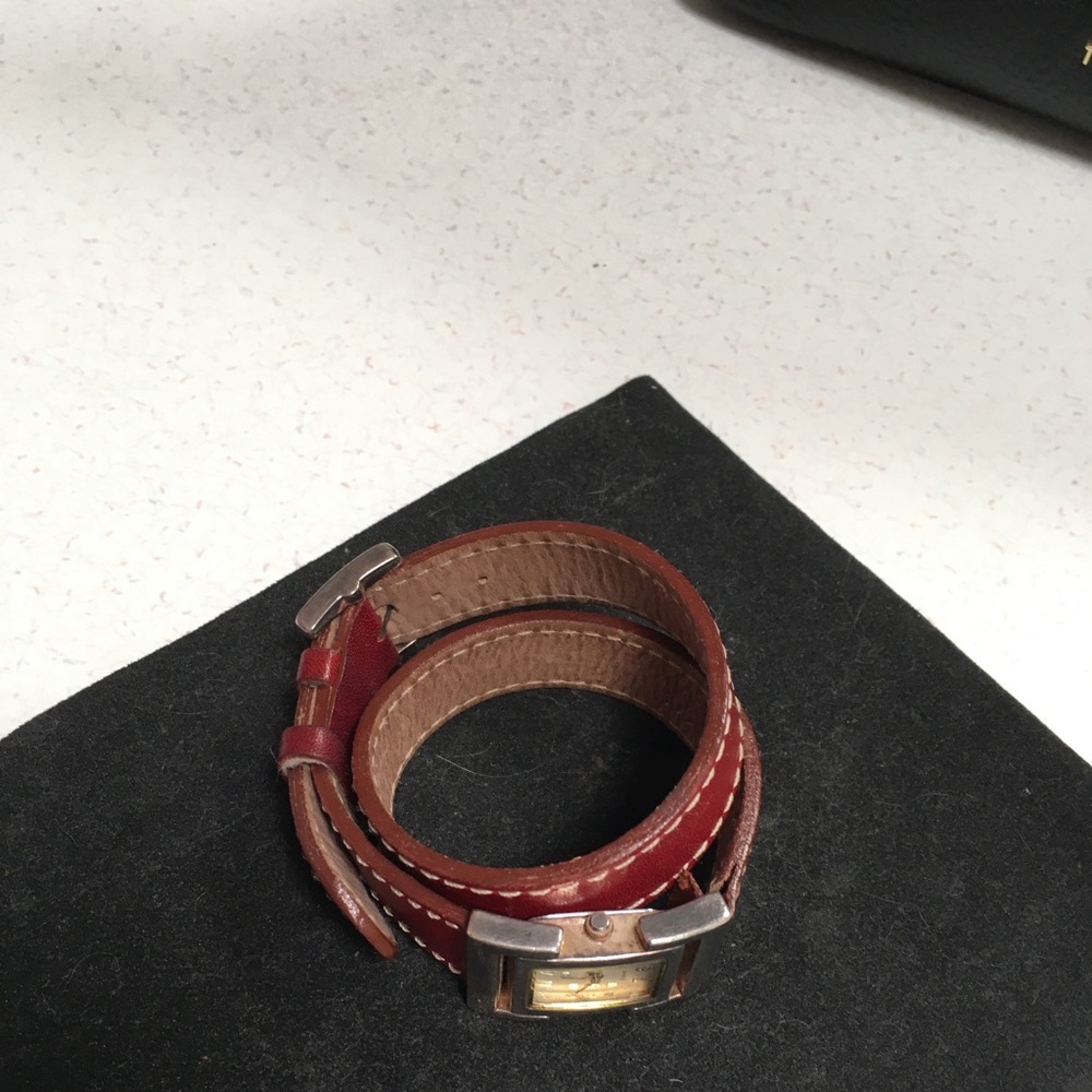 Watch - Picture 6 of 9